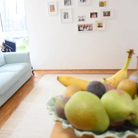 Modern Apartment With Garden And Garage * فيوخت